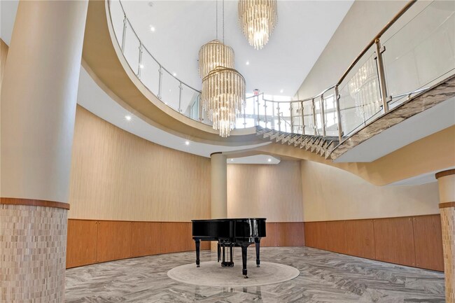 Photo - 5401 Collins Ave Unidad 431