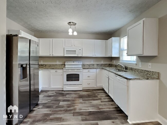 Photo - 105 Bridgedale Ct
