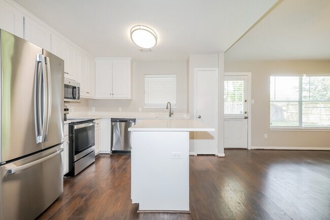 Photo - 16325 Sun View Ln