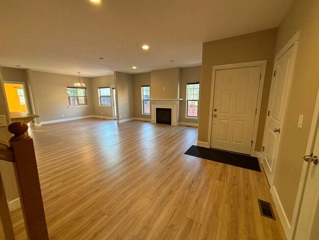 Photo - 61208 Brittle Bush St