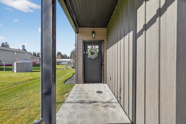 Photo - Beautiful 3 Bed, 2.5 Bath Townhome in Ashton