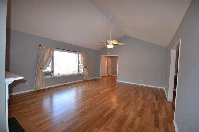 Photo - 100 Hyde Ave