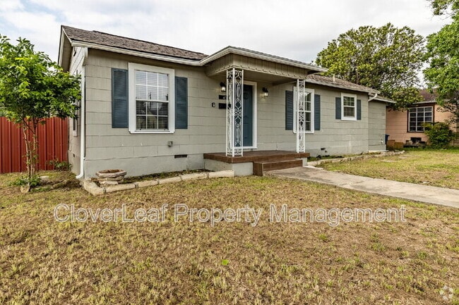 Building Photo - 402 W Wildwood Dr Rental