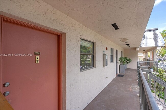 Photo - 841 NE 207th Ln Unit 3-201