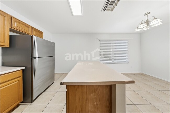 11514 W Bloomfield Rd