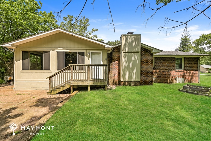 Photo - 629 Brook Dr