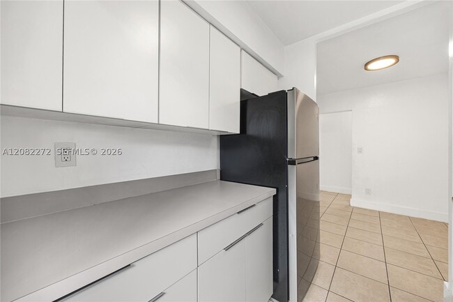 1979 N Glades Dr Unit 07