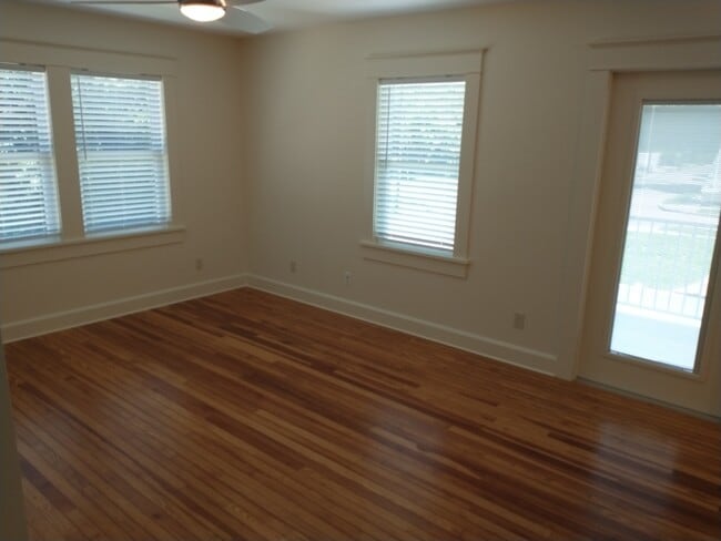 Building Photo - 1242 13th St N Unit 2