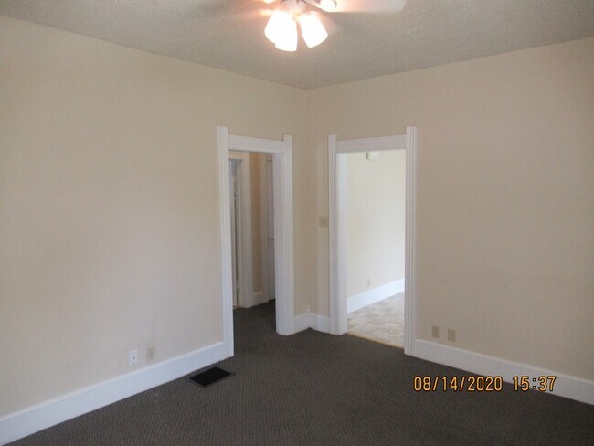 Photo - 320 E Cottage Grove Ave