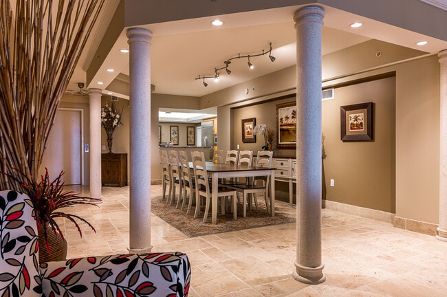 Photo - 2051 SE 3rd St Unit 101