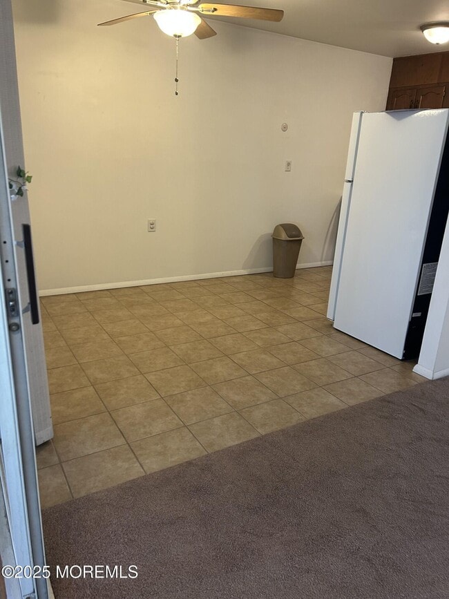 Photo - 17 D Cambridge Cir