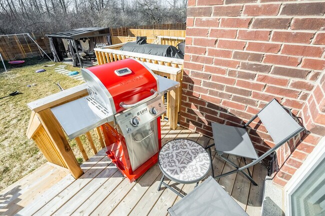104 Esther Cres Unit SI ID1345823P