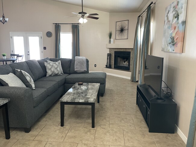 Photo - 1813 Amber Dr