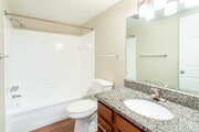 2 BR, 1 BA - The Shakespeare