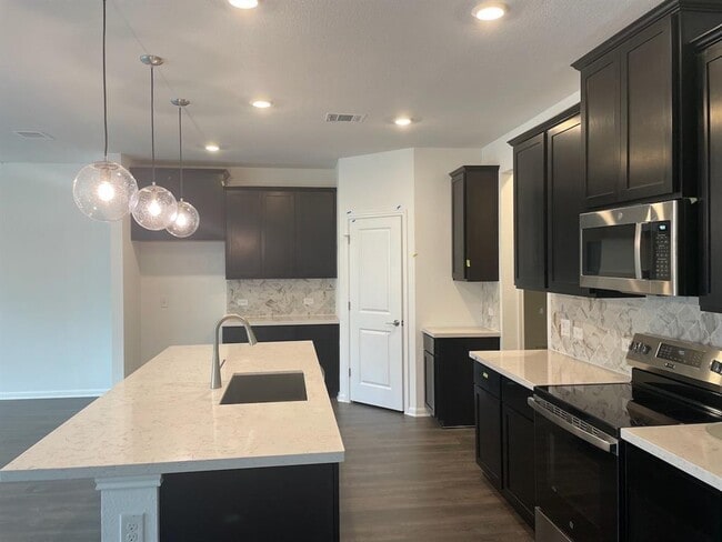 Photo - 116 Diorite Dr