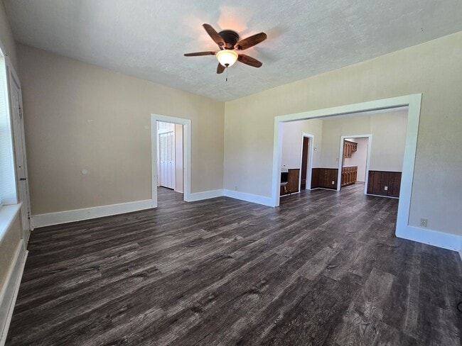Photo - 3 Bedroom 2 Bath home in Asher!
