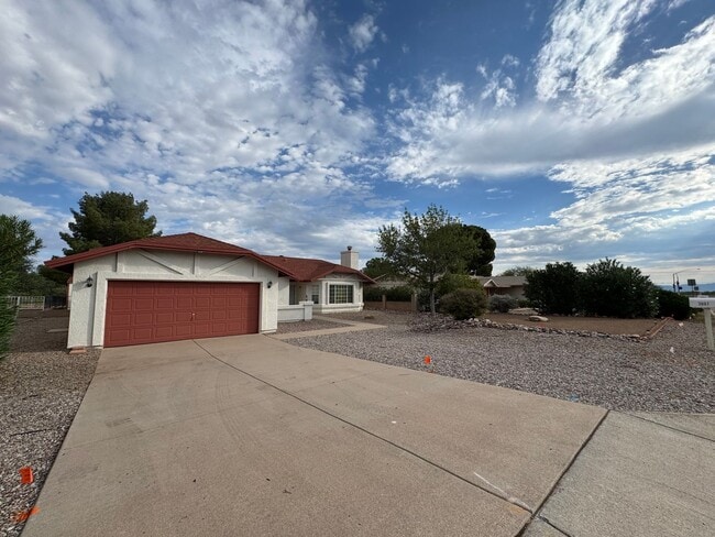 Photo - 3BR/2BA/2CG, 1836 sq.ft. rental with POOL ...