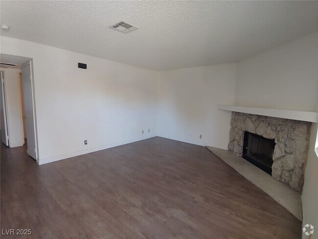 Building Photo - 7948 Decker Canyon Dr Unit 201 Rental