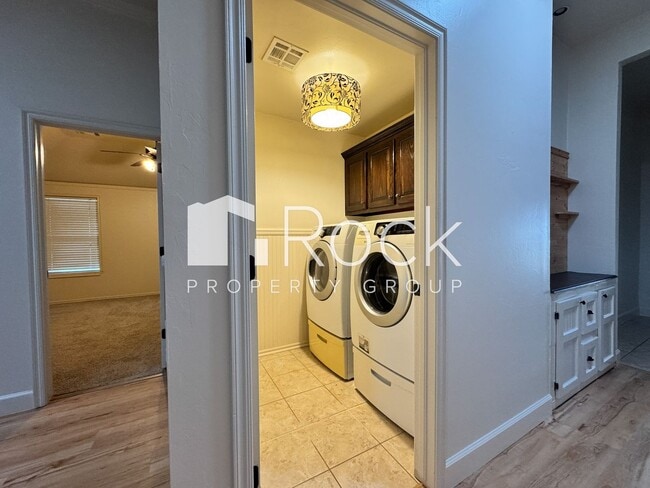 Photo - 3 Bed/2 Bath Edmond Home**AMAZING Location...