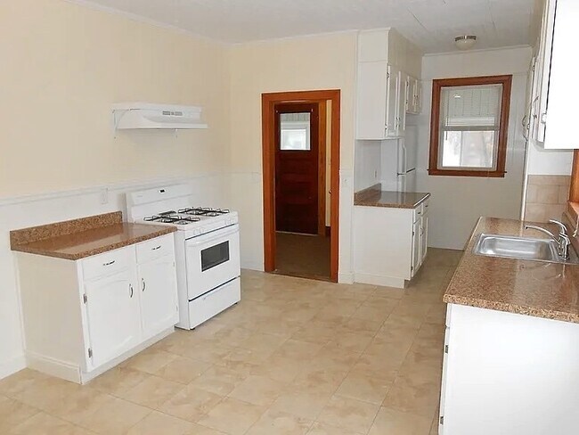Photo - 42 Bradford St Unit 3