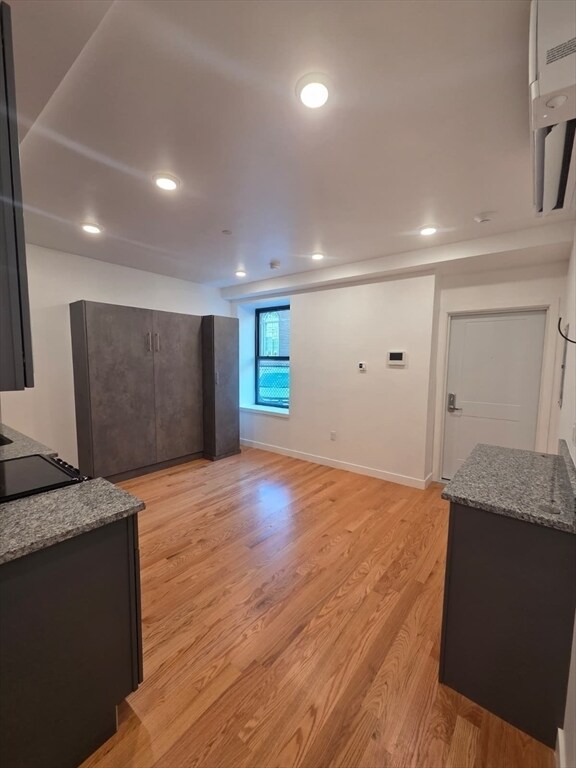 Photo - 165 Hawthorne St Unit 106