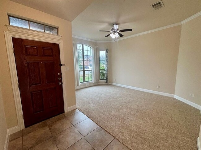 Photo - 2501 Speidel Dr