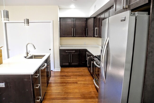 Photo - 934 S 5th St Unit B2