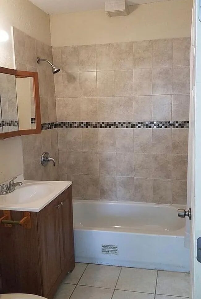 173 Eastern Ave Unit 1