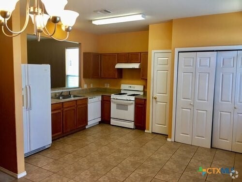 Building Photo - 5689 Fergus Rental