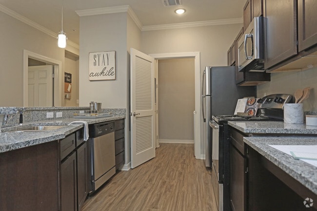 2 Br, Kitchen