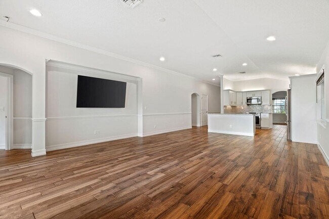 Photo - 17735 Carver Ave