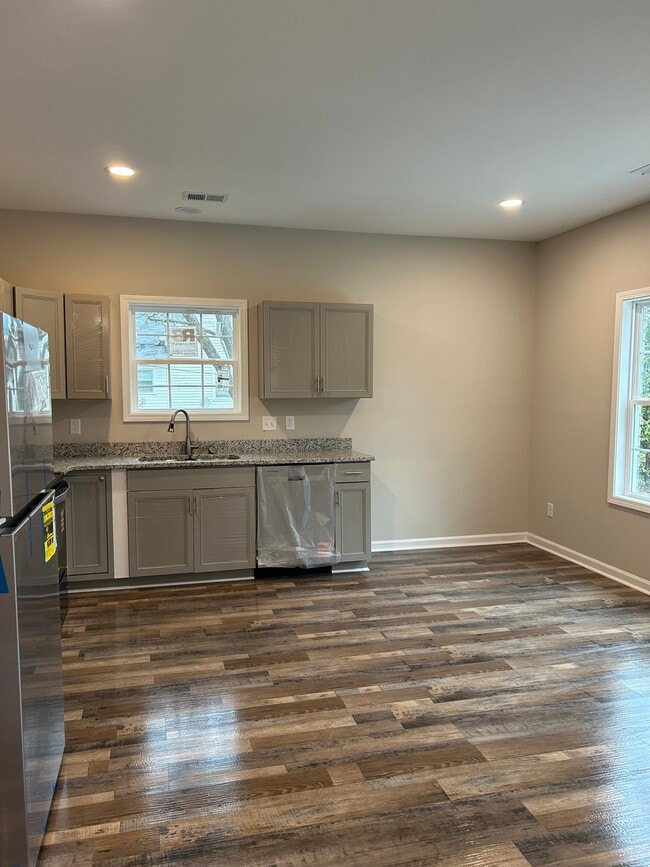 Photo - 14 Pine St Unit 14 Pine Street