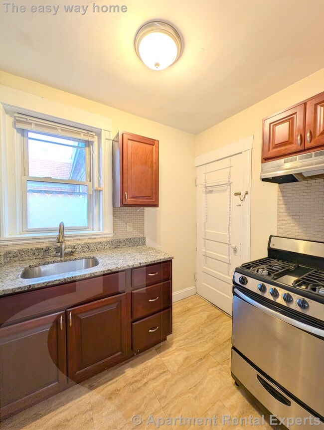 Photo - 6 Craigie Cir Unit #44