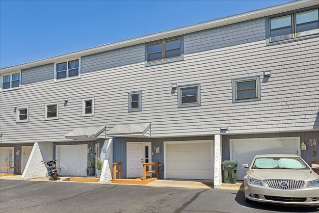 Photo - 2100 E Ocean View Ave