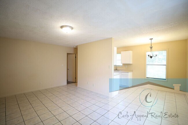 117 N Rogers St Unit 13