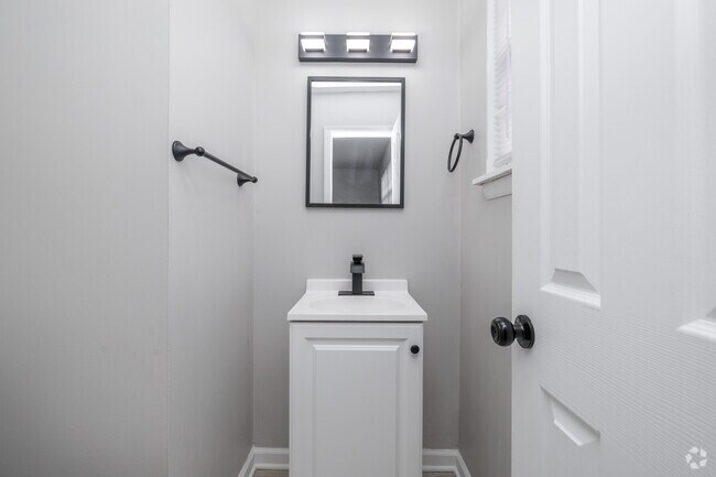 Seed - 2BR, 1.5BA - 1,000SF - Half Bath
