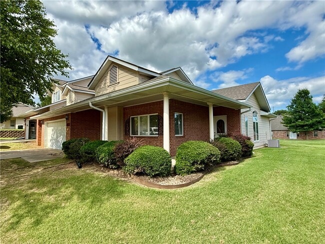 Photo - 4214 N Meadow View Dr