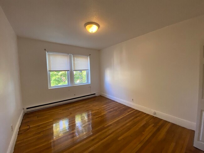 Building Photo - 451 Norfolk St Unit 8 Rental