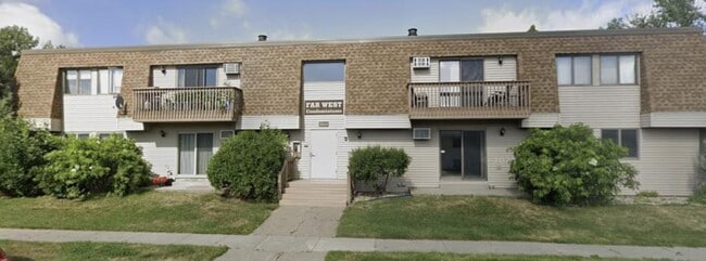 Building Photo - 2510 N 8th St Rental