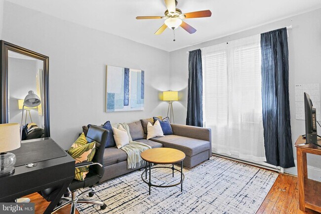 Photo - 1211 33rd St NW Unidad 1