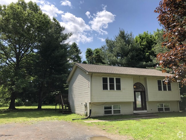 Building Photo - 159 Amherst Rd Rental