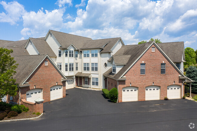 Barclay Square at Princeton Forrestal - Barclay Square at Princeton Forrestal Apartments