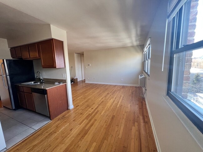 Photo - Greenview Apartments