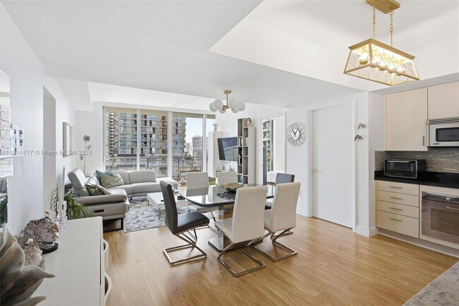 Photo - 92 SW 3rd St Unit 1604