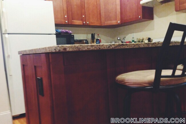 Photo - 62 Egmont St Unit 6