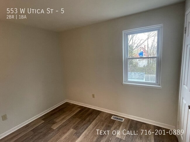 Photo - 553 W Utica St Unit 5
