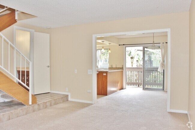 Building Photo - Updated 2B/1.5BA Condo w/ 2 Parking Spaces... Unit I