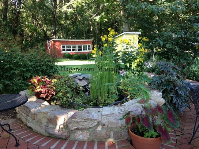 Photo - 3 Bedroom Home Fully Furnished in Picturesque Appalachian Mountain Setting