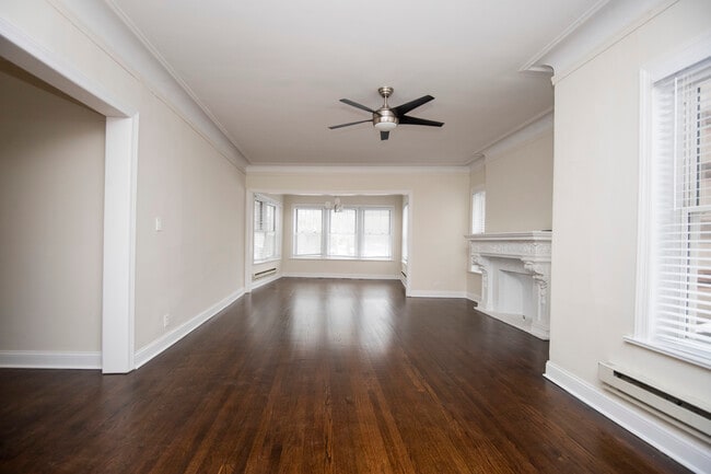 Photo - 329 Kedzie St Unit 3