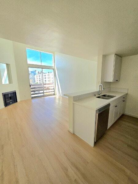 3062 W. Fourth Street, Unit 308